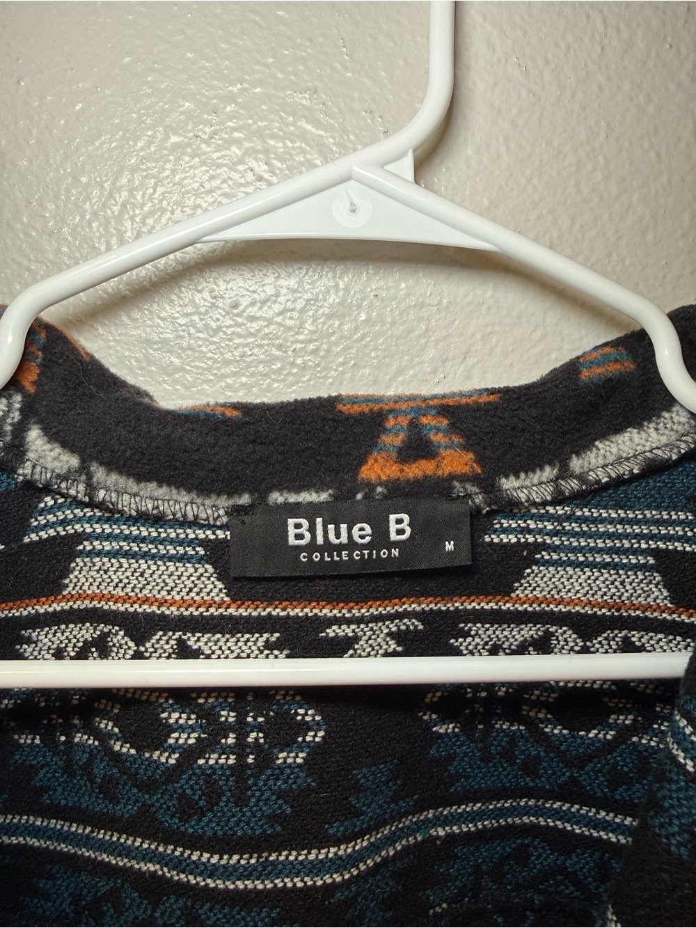 Blue B Collection Women’s Aztec Patterned Button-Down Shacket - Picture 7 of 9